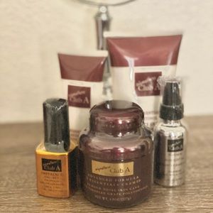 5/$35 NWOT🌟Signature Club A Skincare